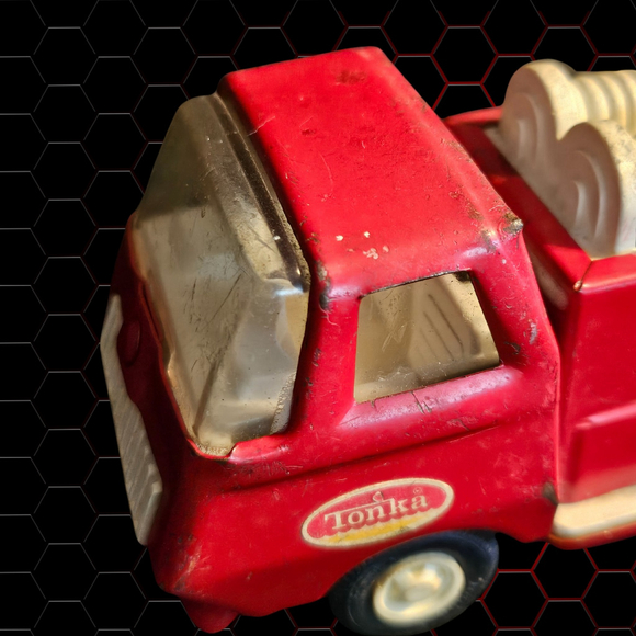 Tonka Vintage 1970s Fire Truck Toy Red White no ladders - Picture 3 of 8